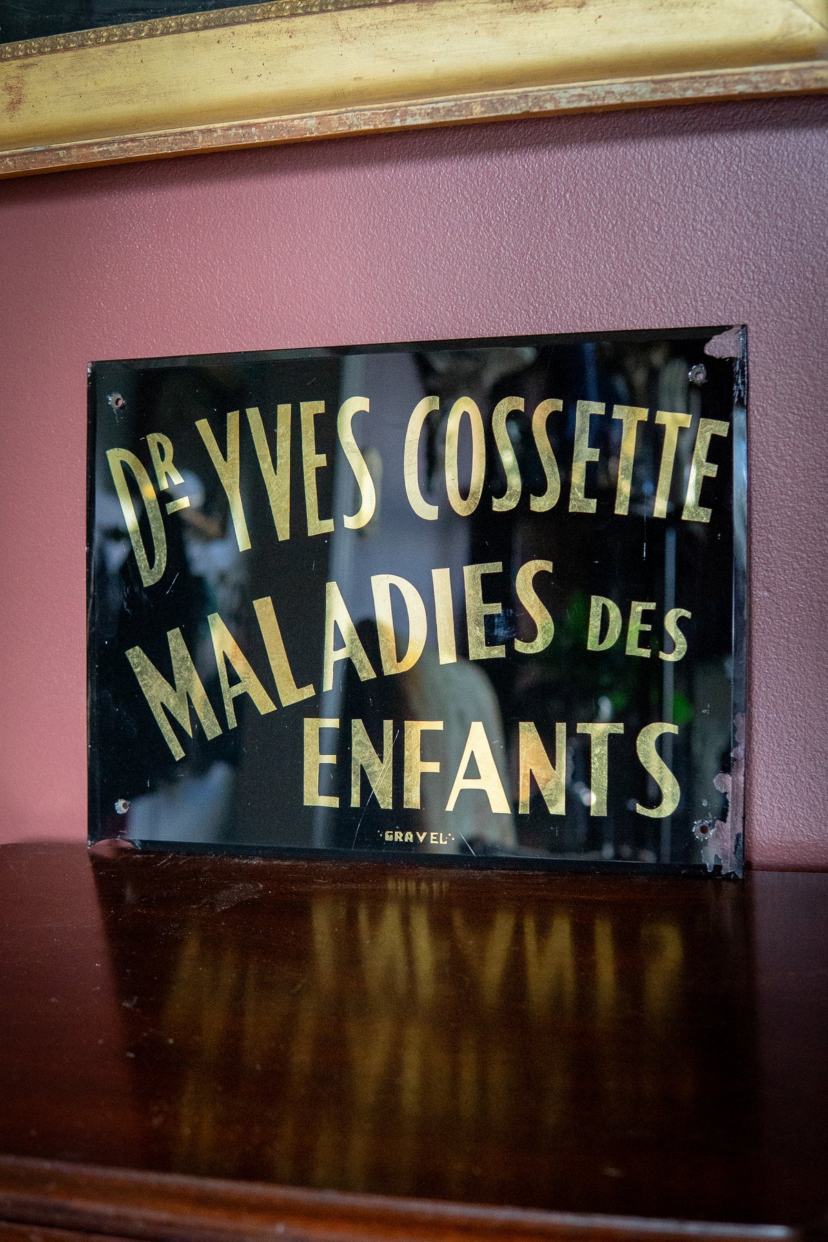 1940’s Reverse painted glass pediatric medical sign