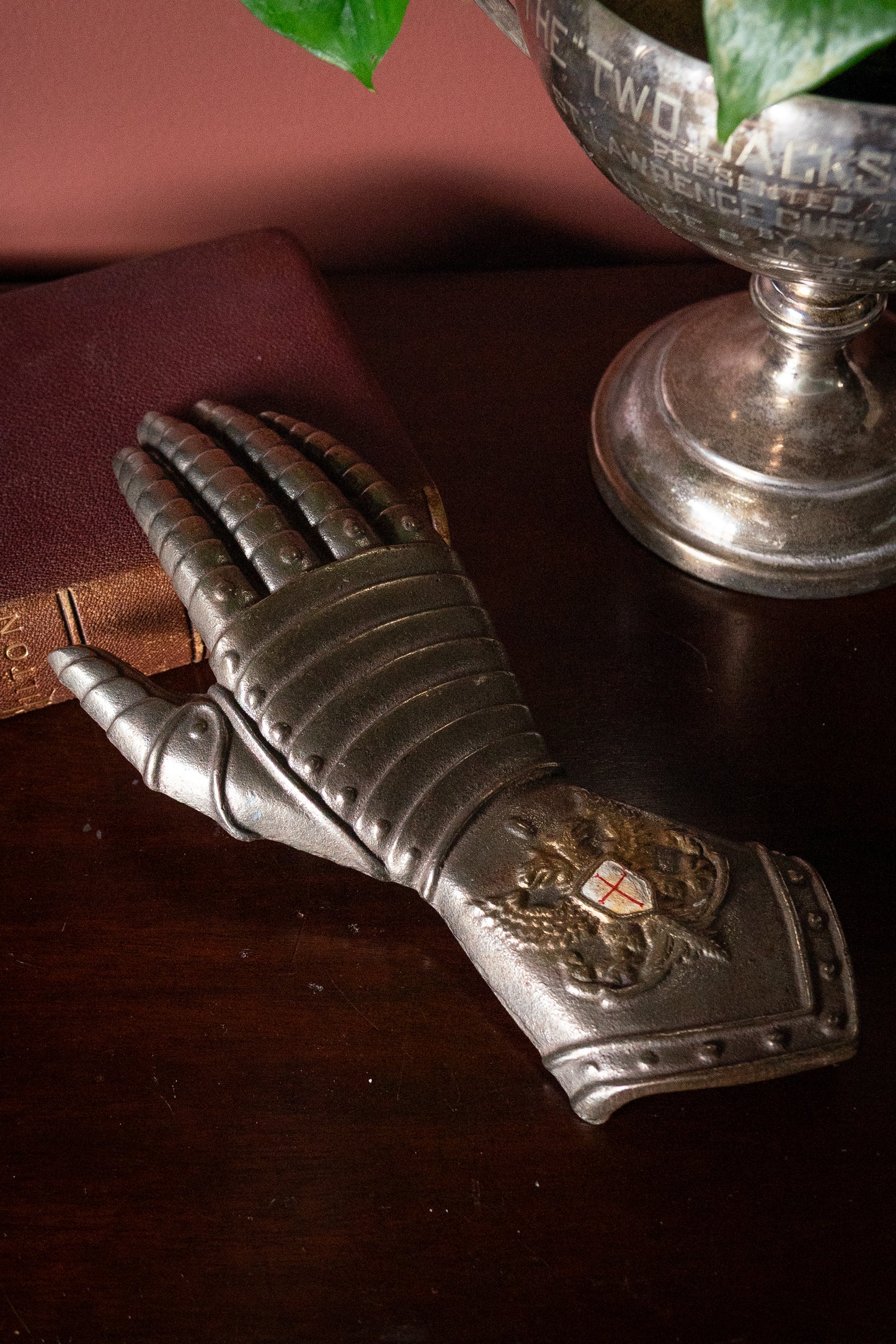 Cast Iron knight gauntlet wall plaque