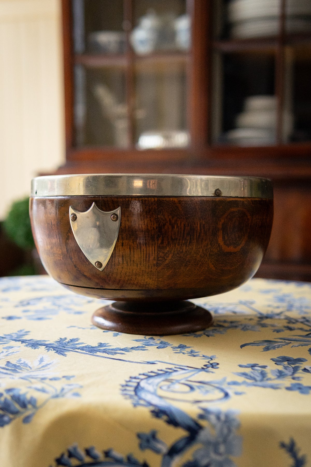 Antique english oak trophy bowl