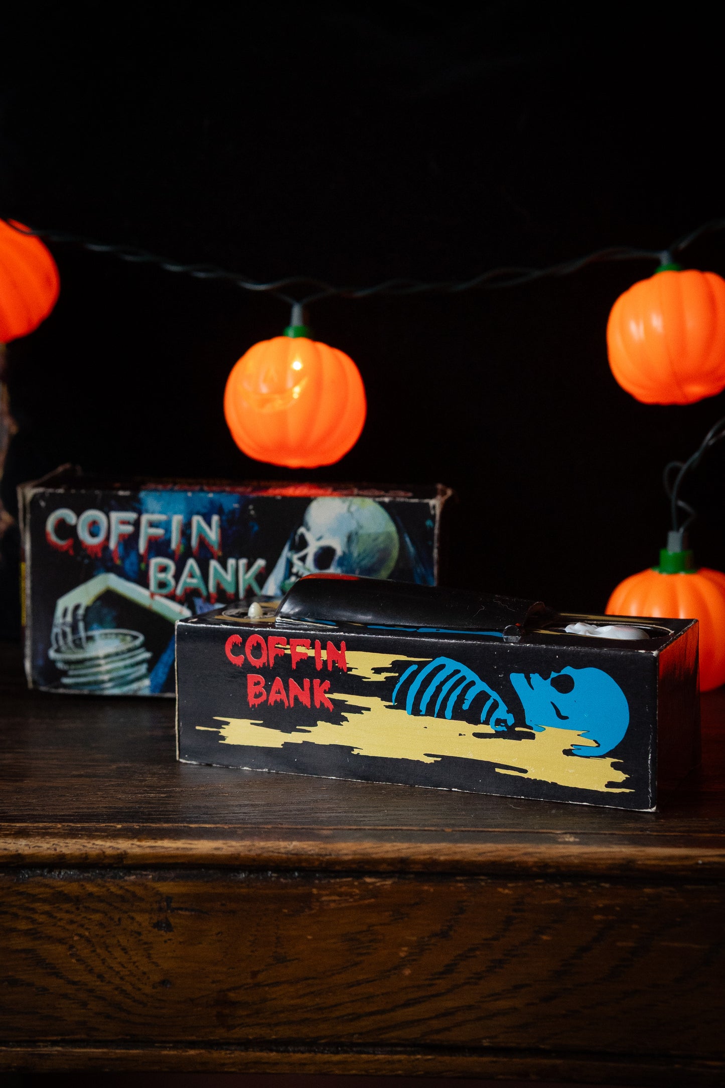 vintage coffin bank with skull in original box Halloween novelty