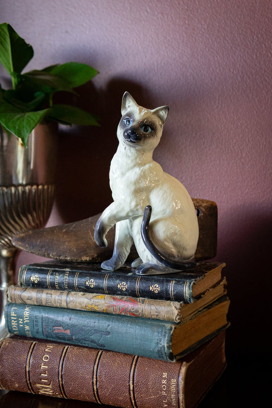 Vintage mid-century siamese cat figurine