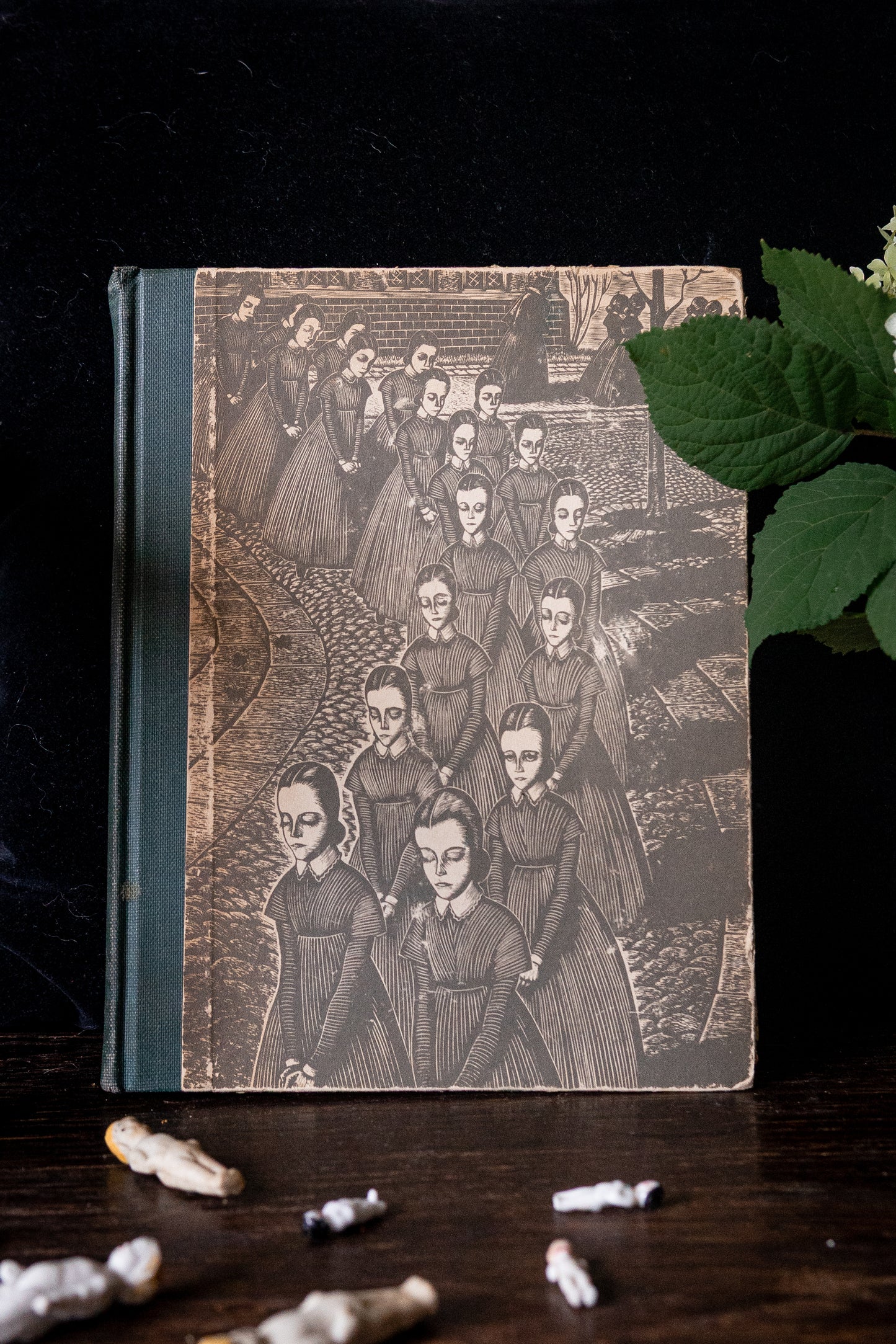 1943 Jane Eyre by Charlotte Brontë. Fritz Eichenberg illustrated edition