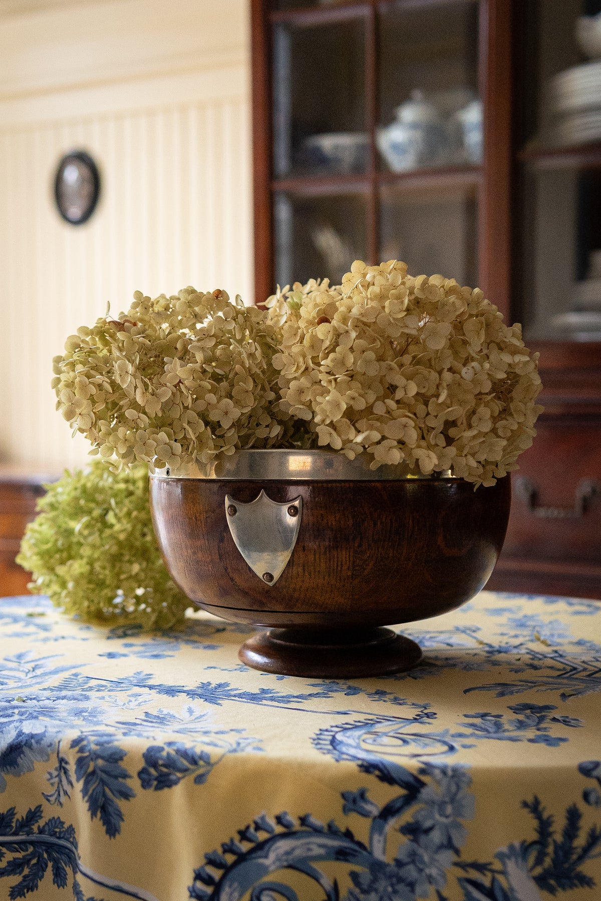 Antique english oak trophy bowl