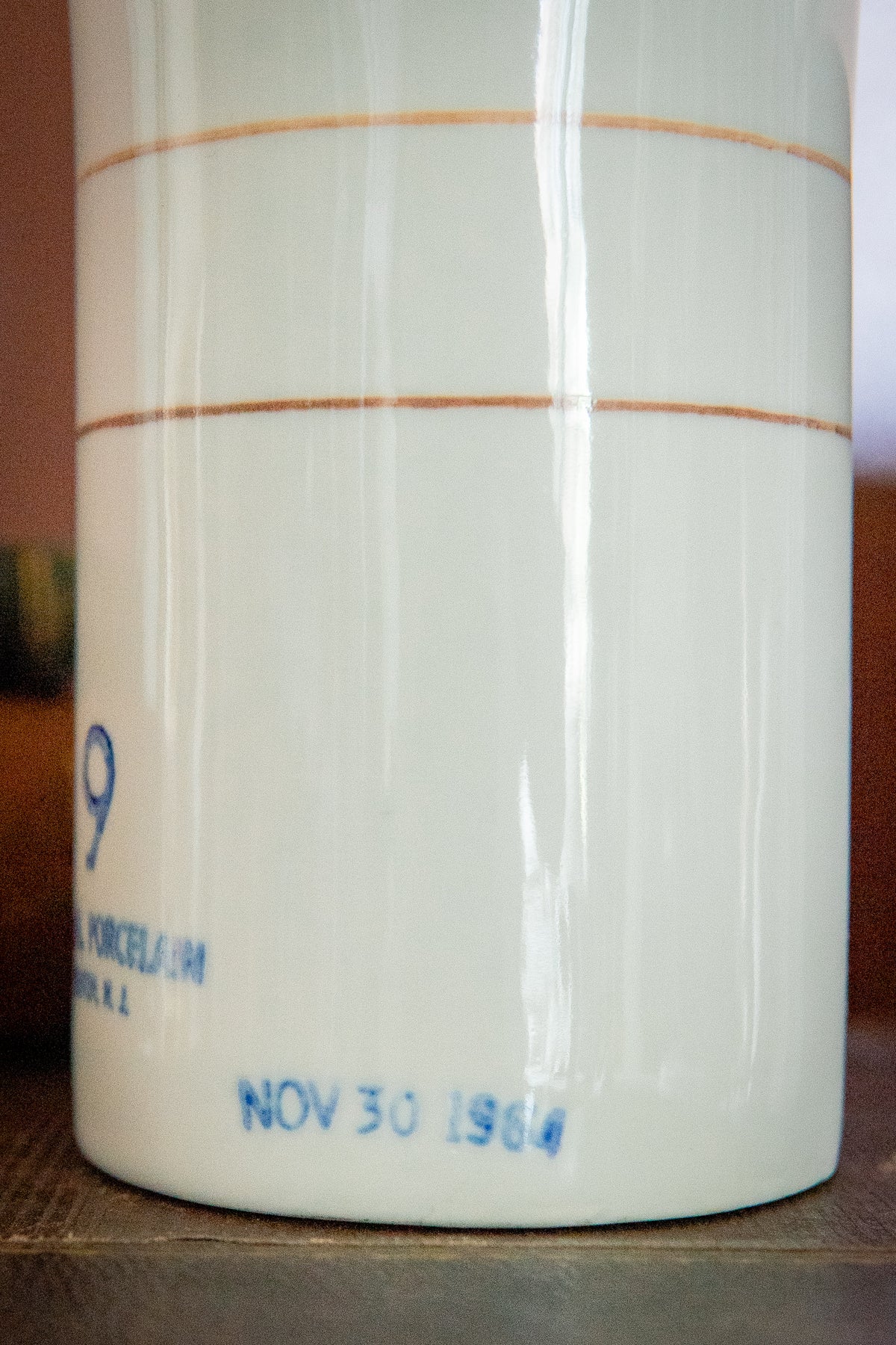 1964 vintage general porcelain glove mold