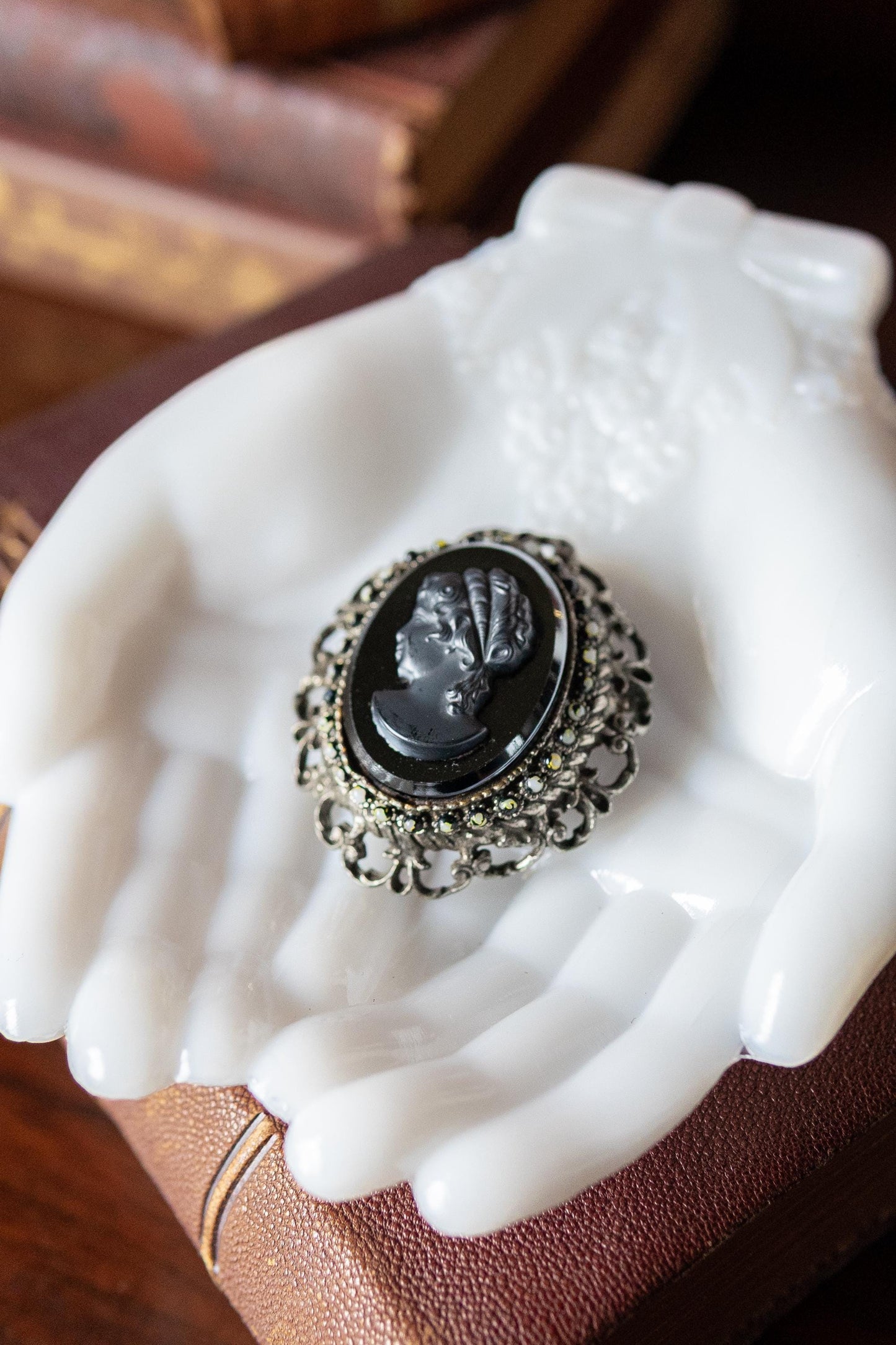 Vintage Black Cameo Brooch Pendant